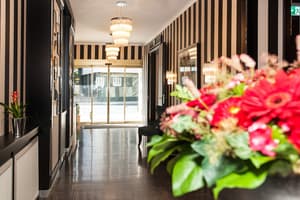 thumbnail: Property entrance