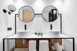 thumbnail: Bathroom sink