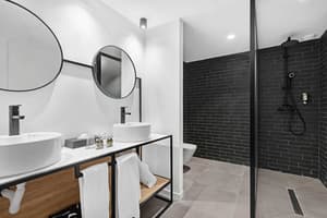 thumbnail: Bathroom