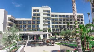thumbnail: Front of property