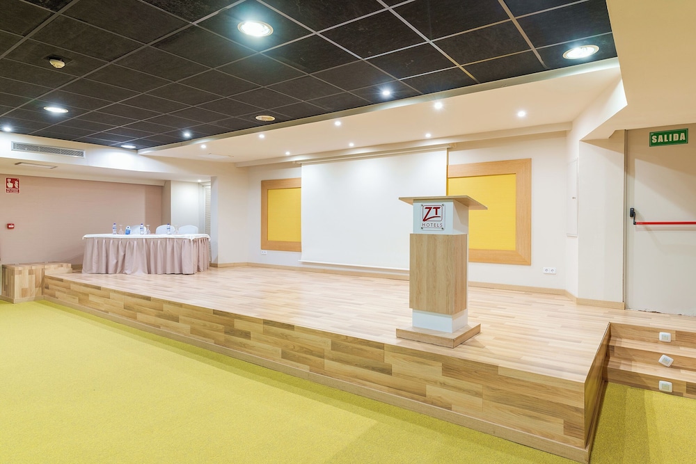 Meeting facility