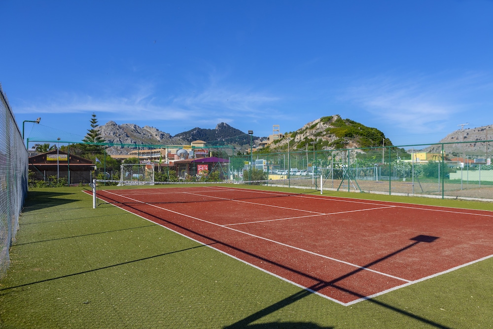 Tennis court