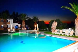 thumbnail: Outdoor pool