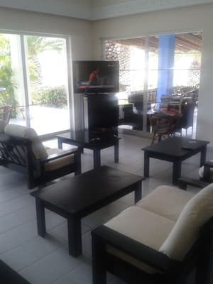 thumbnail: Lobby sitting area