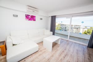 thumbnail: Living area