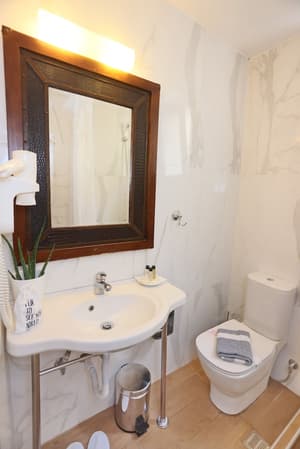 thumbnail: Bathroom