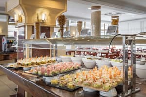 thumbnail: Restaurant