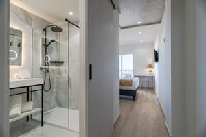 thumbnail: Accessible bathroom