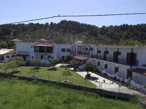 thumbnail: Exterior