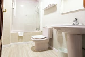 thumbnail: Bathroom