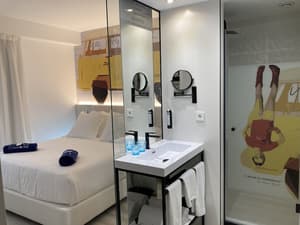 thumbnail: Bathroom