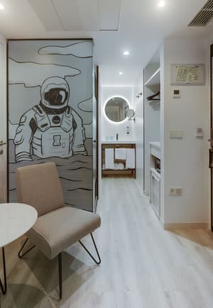 thumbnail: Room