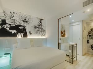 thumbnail: Room
