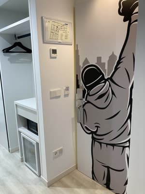 thumbnail: Room