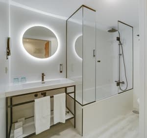 thumbnail: Bathroom