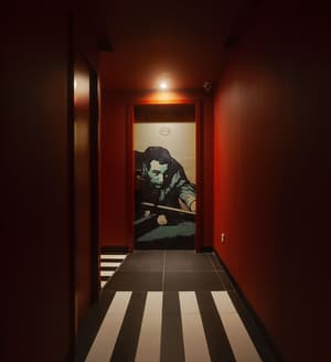 thumbnail: Hallway