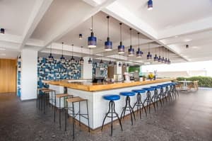 thumbnail: Bar (on property)