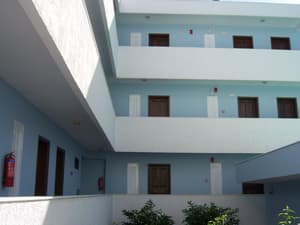 thumbnail: Exterior