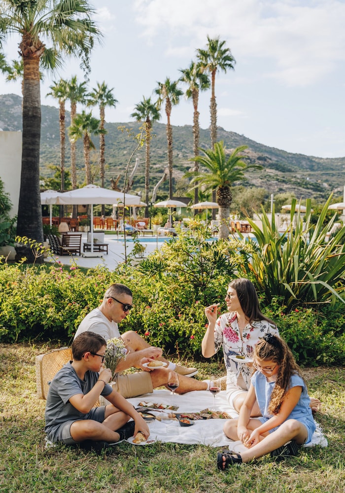 BBQ/picnic area