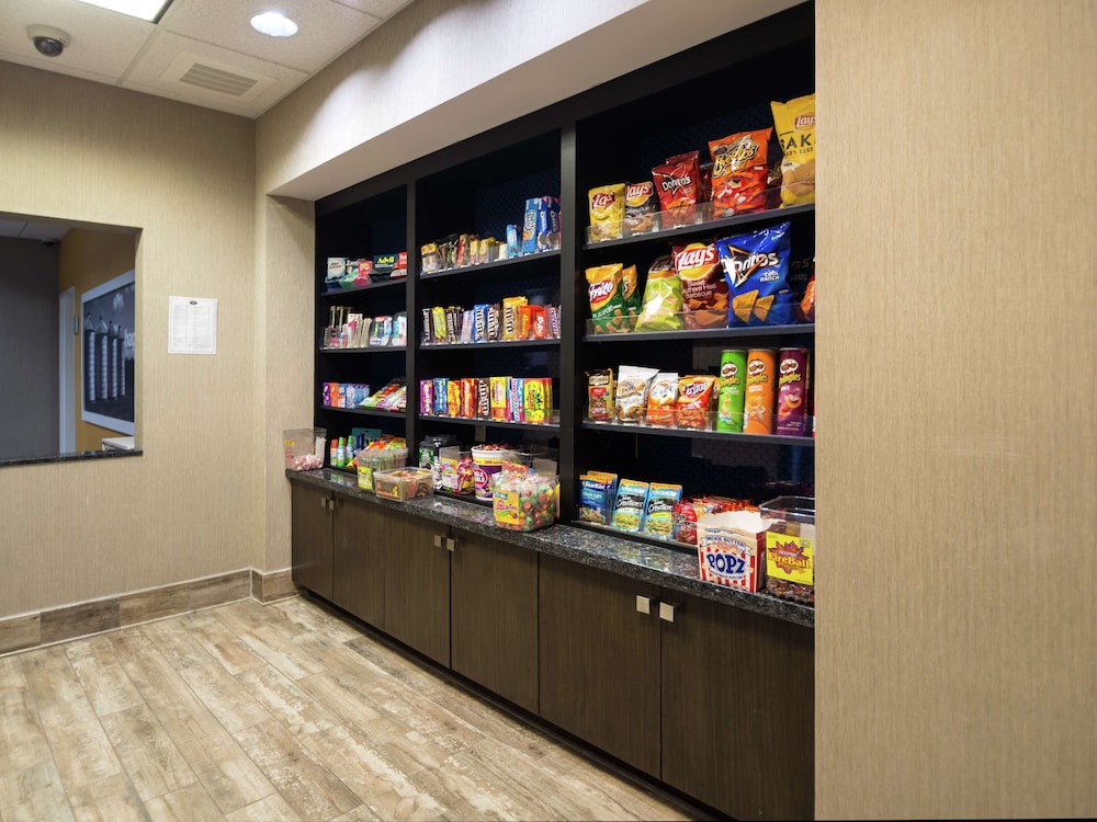 Snack bar