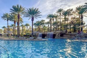 thumbnail: Pool