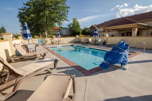 thumbnail: Outdoor pool