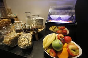 thumbnail: Breakfast area