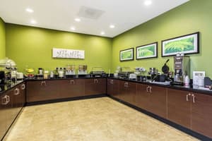 thumbnail: Breakfast area