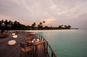 thumbnail: Outdoor dining