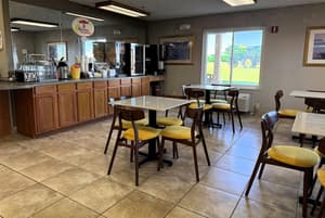 thumbnail: Breakfast area