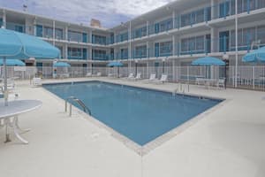 thumbnail: Outdoor pool