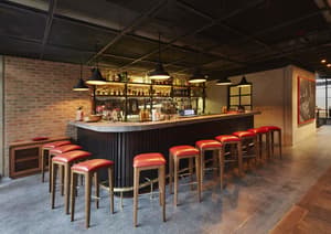 thumbnail: Bar (on property)