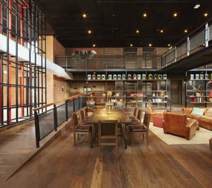 thumbnail: Bar (on property)