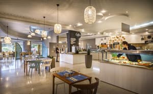 thumbnail: Restaurant