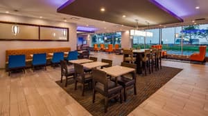 thumbnail: Restaurant