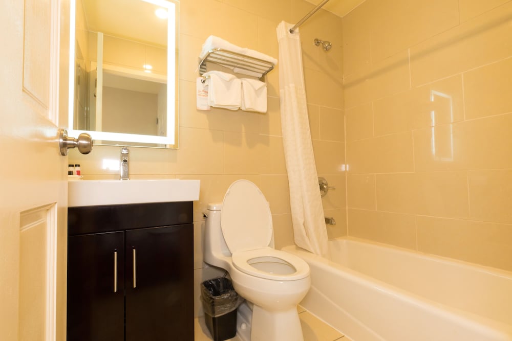 Bathroom amenities