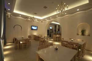 thumbnail: Interior