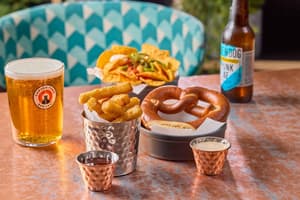 thumbnail: Restaurant