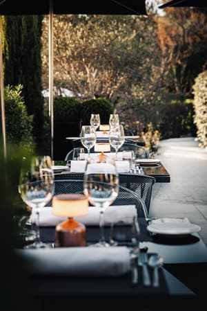 thumbnail: Restaurant