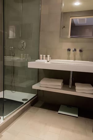 thumbnail: Bathroom