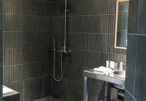 thumbnail: Bathroom shower