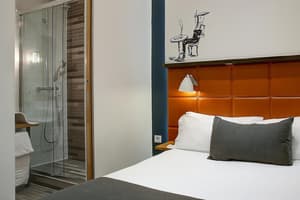 thumbnail: Interior