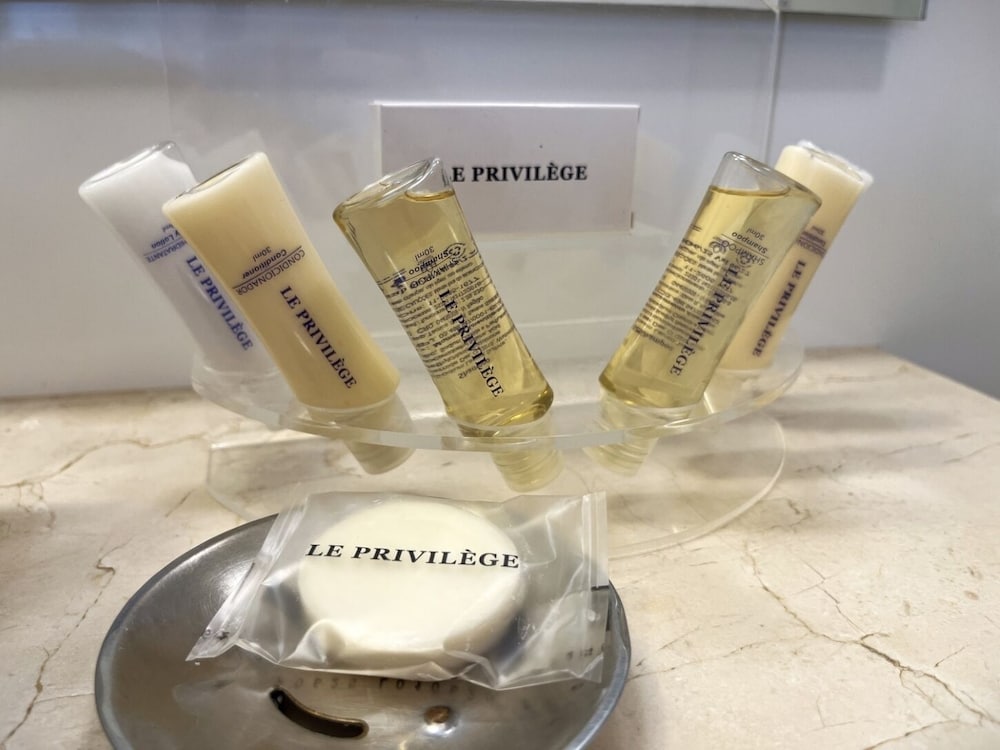 Room amenity