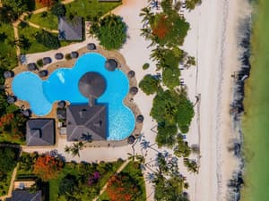 thumbnail: Pool