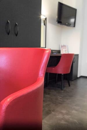 thumbnail: Lobby sitting area