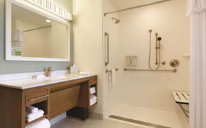 thumbnail: Bathroom shower