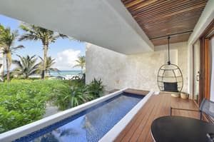 thumbnail: Balcony view