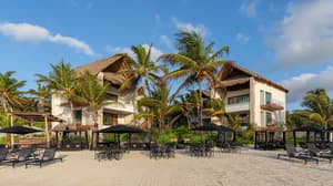 thumbnail: Exterior