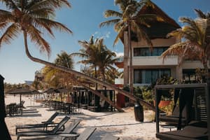 thumbnail: Exterior
