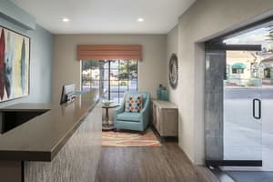 thumbnail: Interior entrance